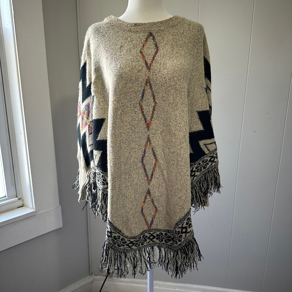 Southwestern Knit Fringe Poncho Sweater‎ Geometric Tan Black OS